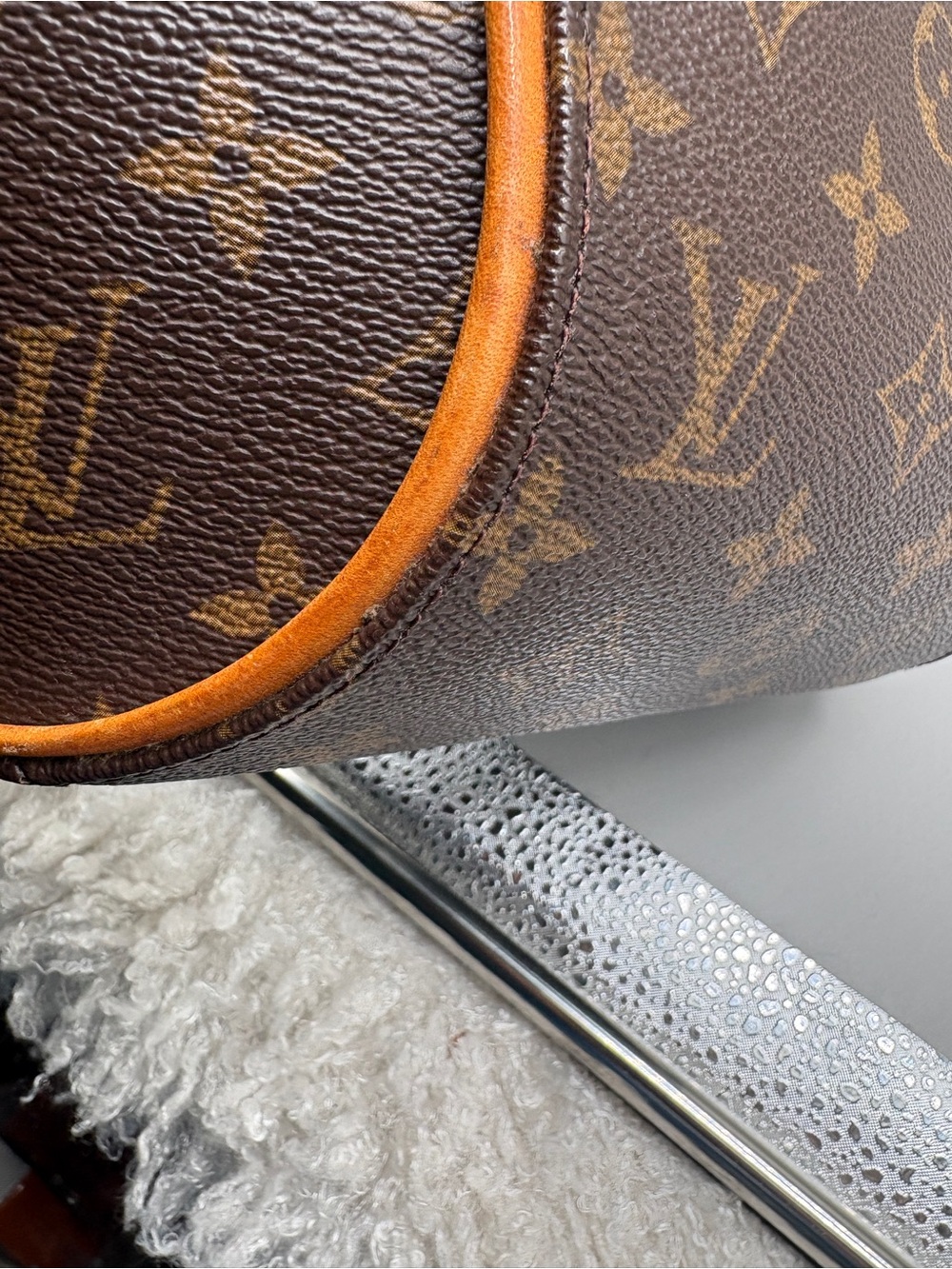 Louis Vuitton Ellipse PM Monogram Canvas Handbag USA Made Vintage - Picture 8 of 13